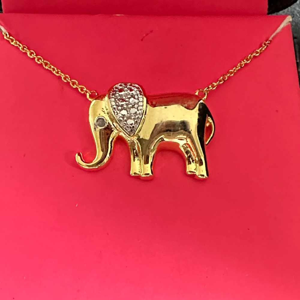 Dolce Giavonna NWT goldtone elephant necklace w/ genuine diamond eye
